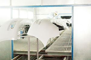 保险杠喷漆设备